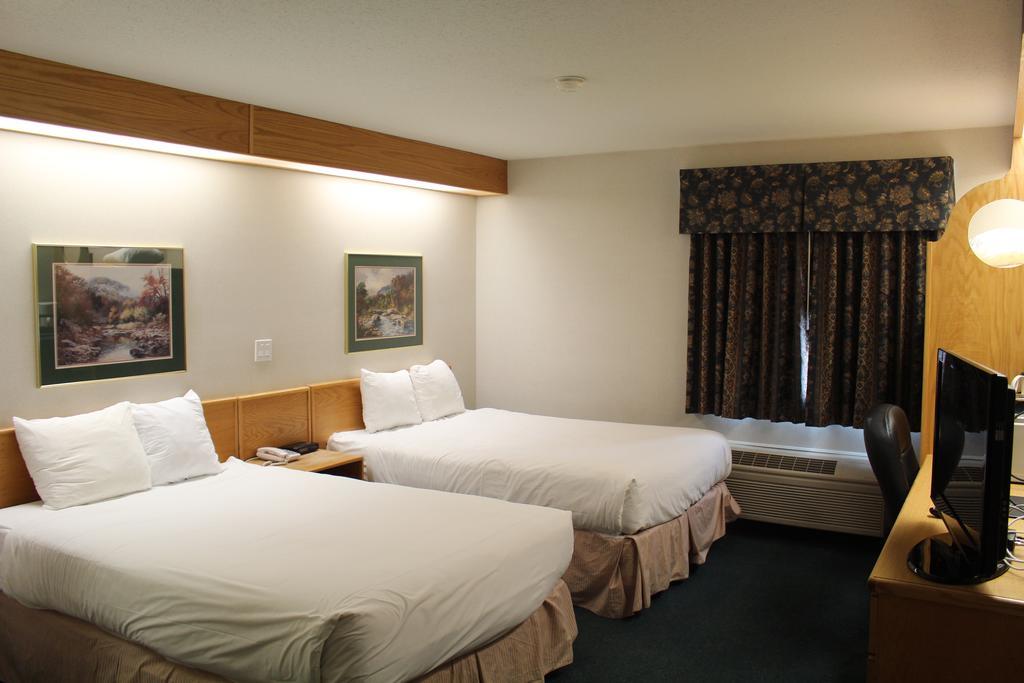 Canadas Best Value Inn Langley/Vancouver Екстериор снимка