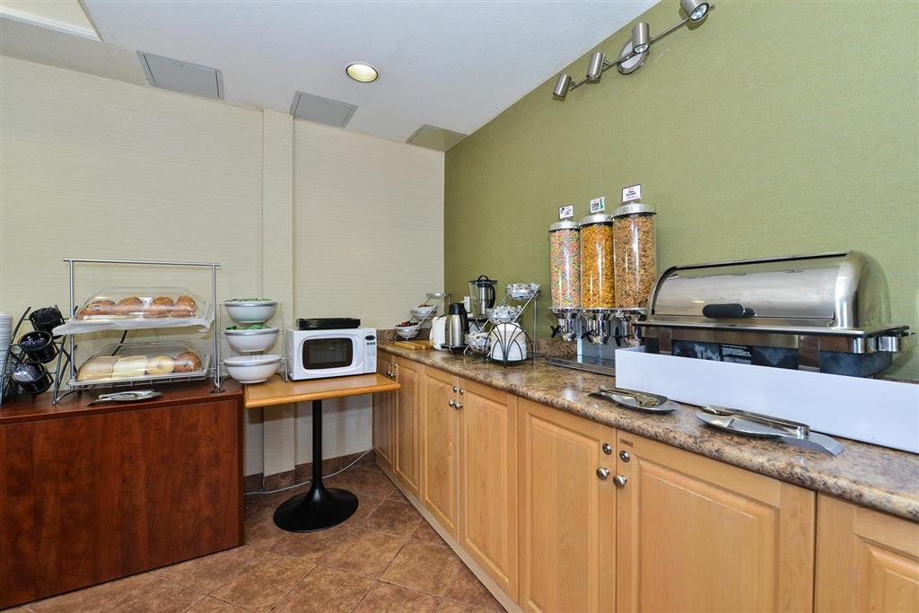 Canadas Best Value Inn Langley/Vancouver Ресторант снимка