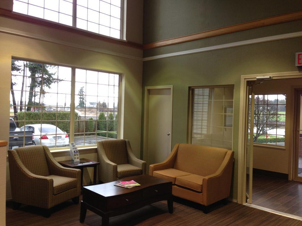 Canadas Best Value Inn Langley/Vancouver Екстериор снимка