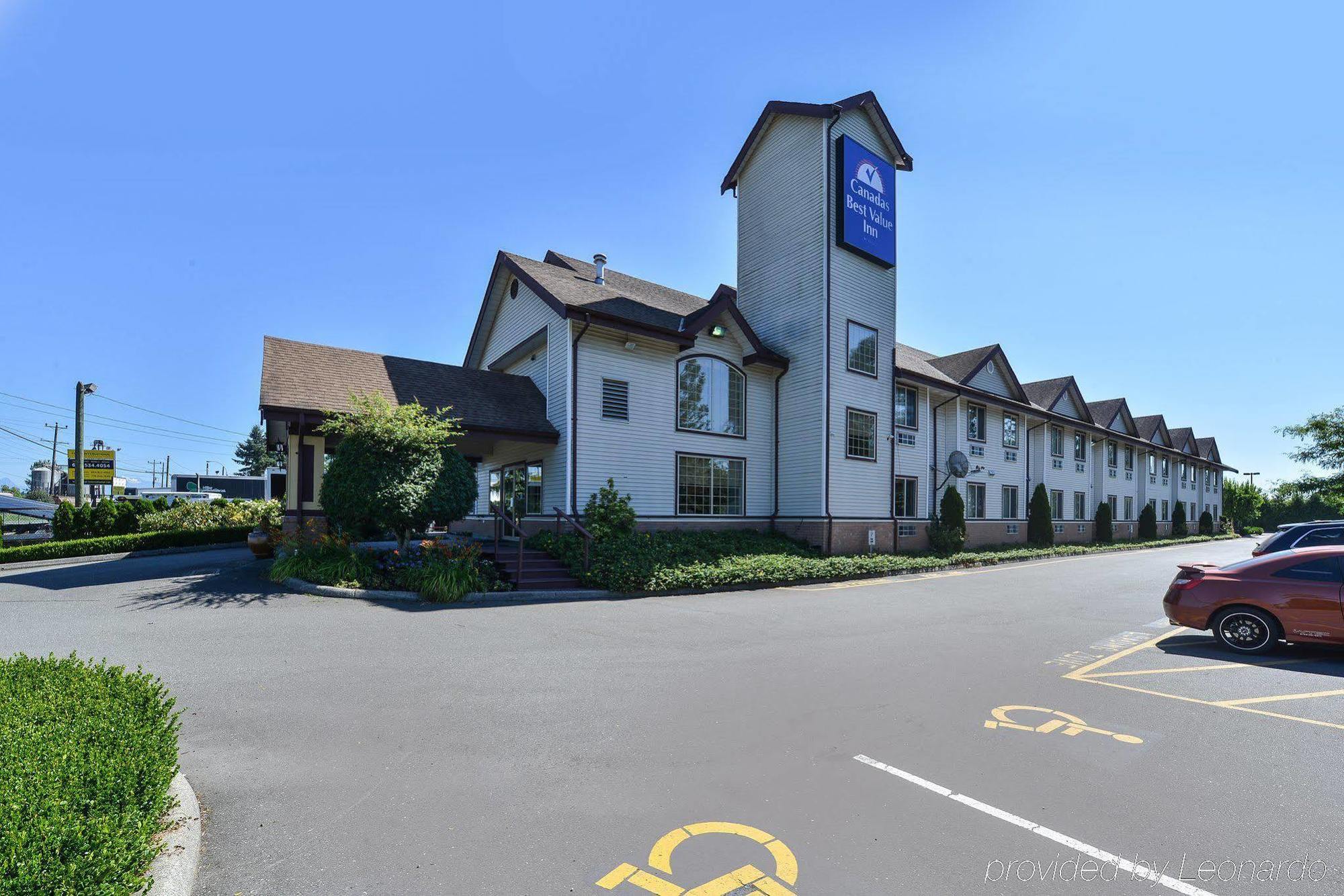 Canadas Best Value Inn Langley/Vancouver Екстериор снимка