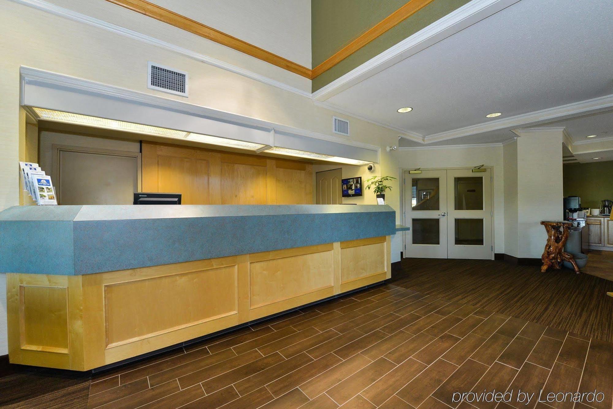 Canadas Best Value Inn Langley/Vancouver Екстериор снимка